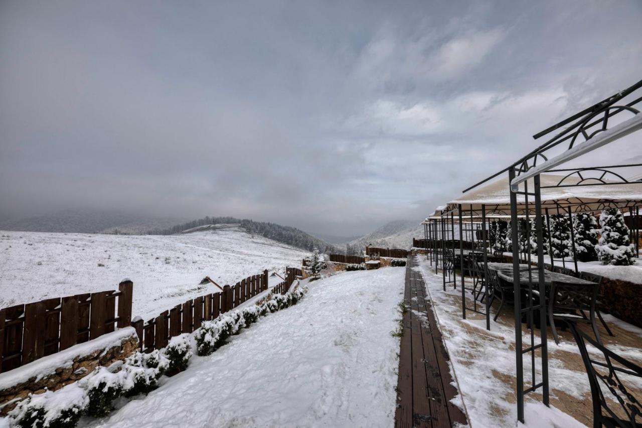 Alpine Castle Hotel Dilijan Εξωτερικό φωτογραφία